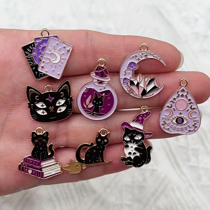 Jewelry Making Guide Book - 8 Ciondoli a Forma di Gatto
