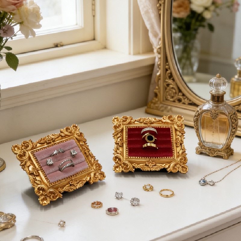 Espositore Vintage per Anelli  - Jewelry Making Organizer recensione e prezzo